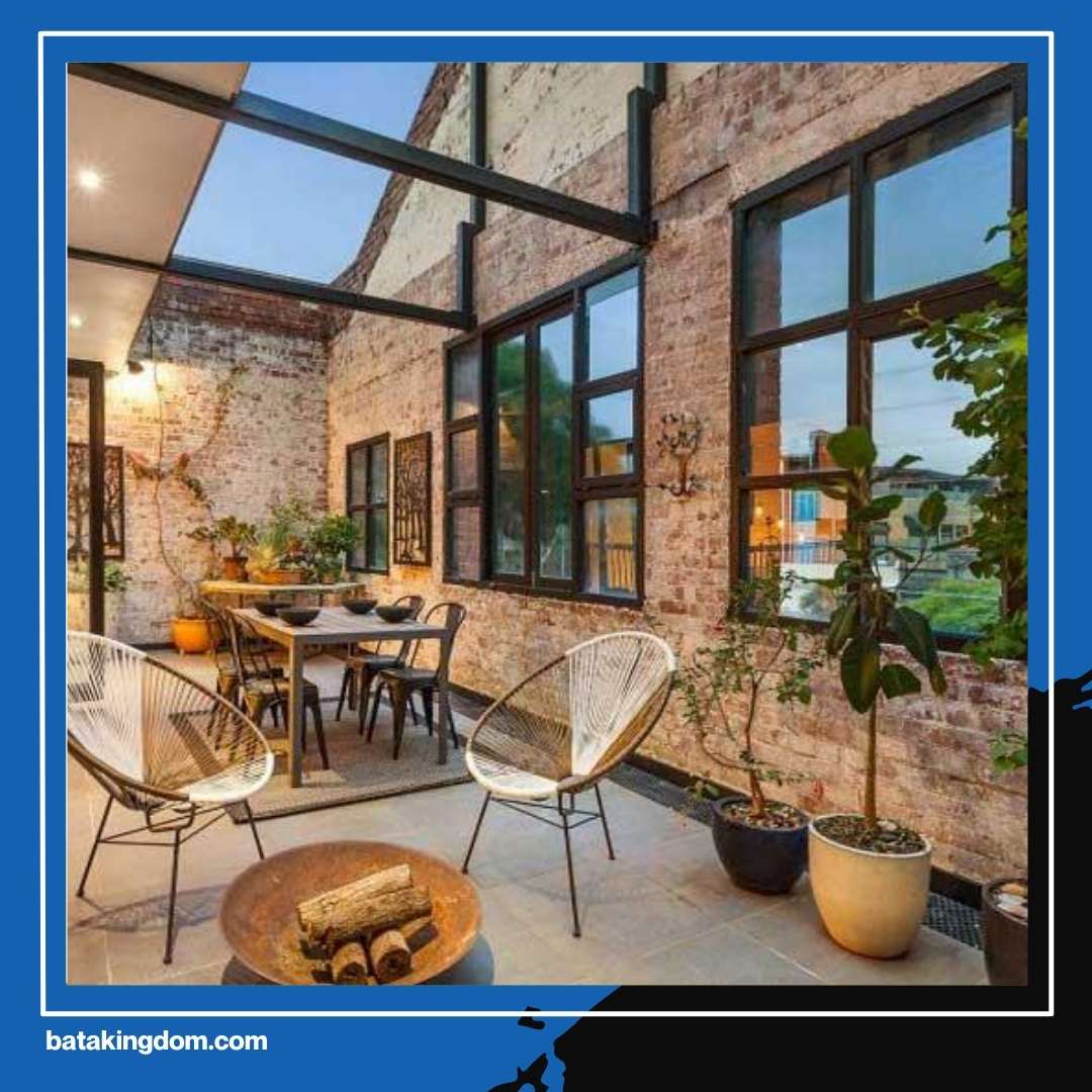 Bukan di Luar Negeri! Inspirasi Teras Bata Tempel Gaya Industrial yang Bikin Rumah Kelihatan Modern.